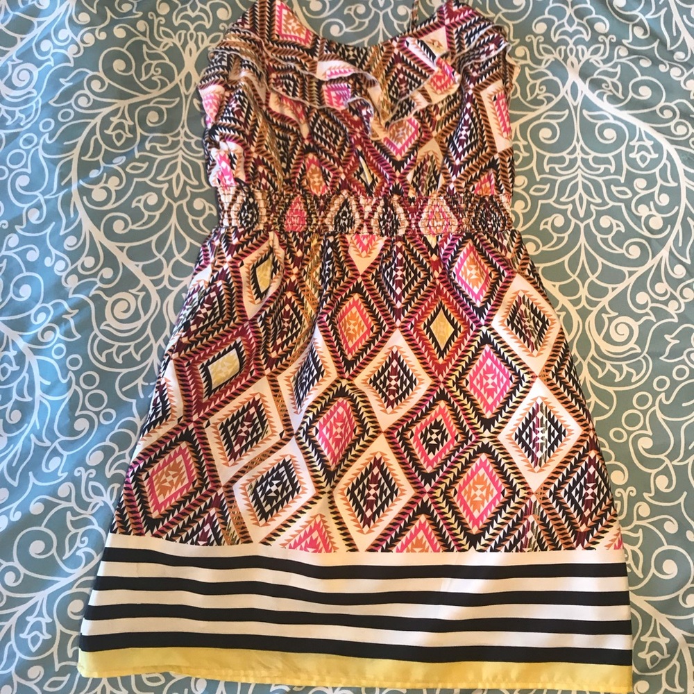 Beautiful Stripe Printed Dress!
